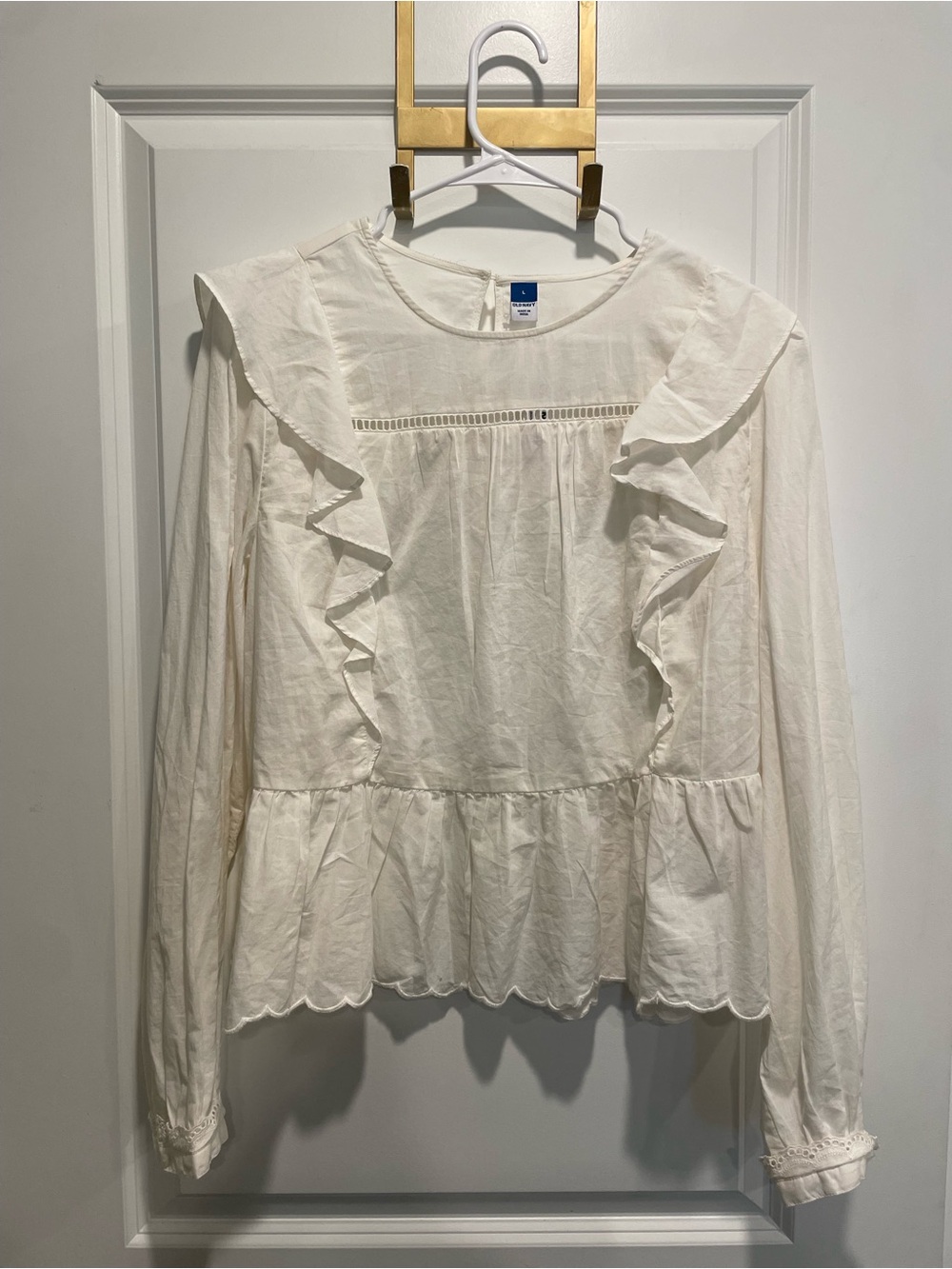 Old Navy Cream Ruffle Peplum Long Sleeve Blouse